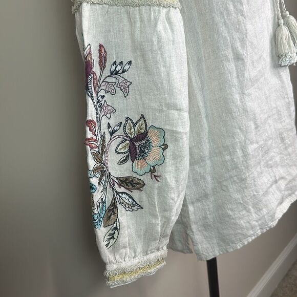 Chicos Size 0 Linen embroidered Top - Picture 3 of 11